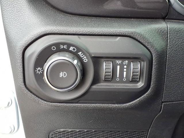 2021 Jeep Wrangler Sahara Altitude 4x4