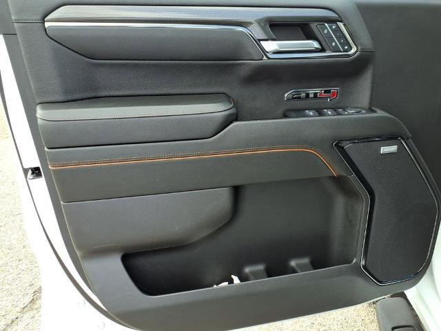 2024 GMC Sierra 1500 4WD Crew Cab Short Box AT4