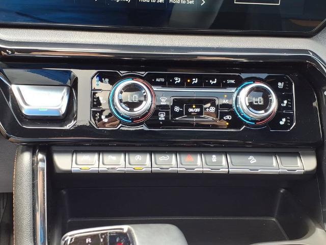 2024 GMC Sierra 1500 4WD Crew Cab Short Box AT4