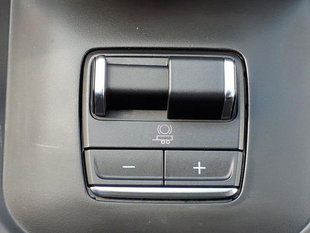 2024 GMC Sierra 1500 4WD Crew Cab Short Box AT4