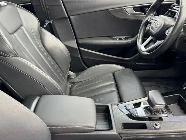 2024 Audi A4 Premium Plus 45 TFSI S line quattro S tronic