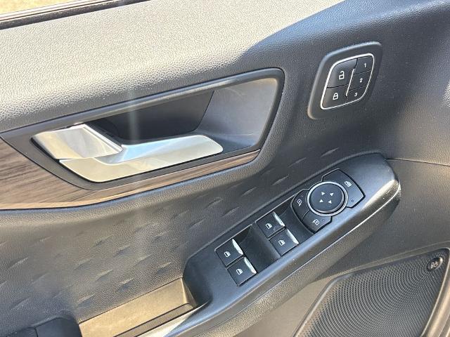 2020 Ford Escape Titanium Hybrid