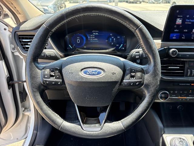 2020 Ford Escape Titanium Hybrid