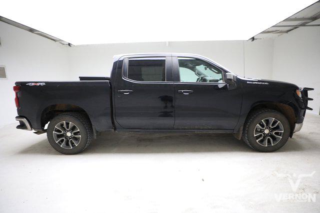 2023 Chevrolet Silverado 1500 4WD Crew Cab Standard Bed LT