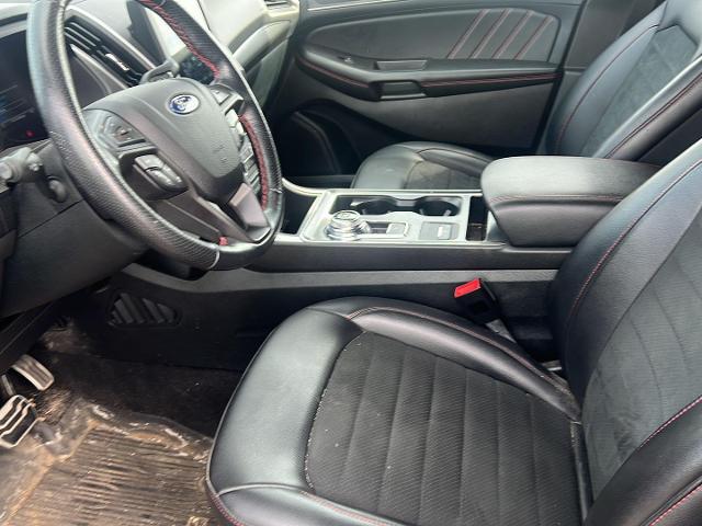2022 Ford Edge ST-Line