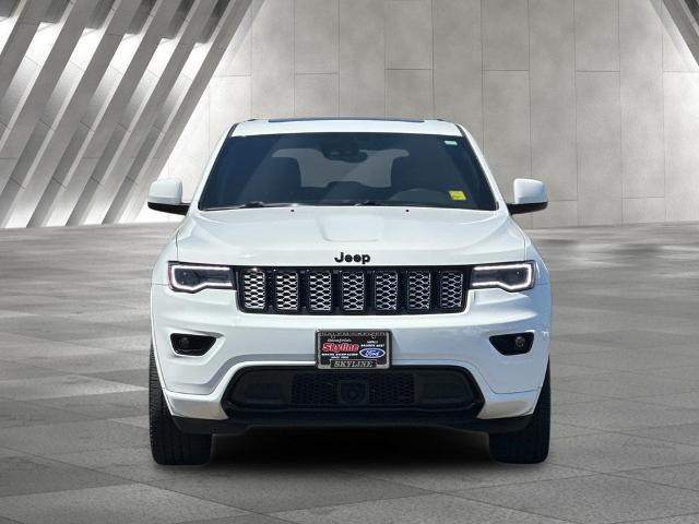 2022 Jeep Grand Cherokee Laredo X 4x4
