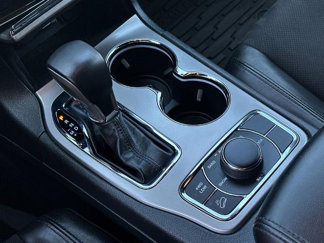 2022 Jeep Grand Cherokee Laredo X 4x4