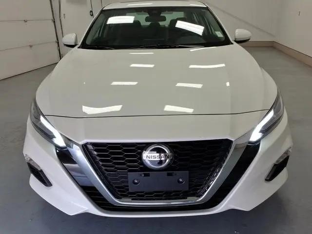 2022 Nissan Altima SV FWD