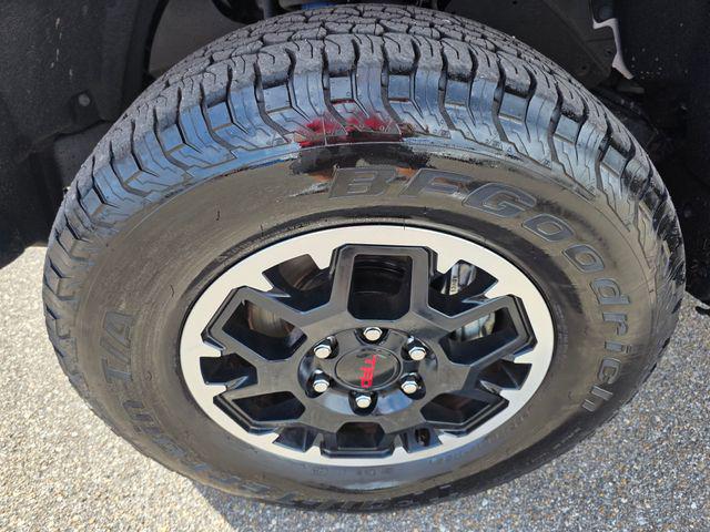 2025 Toyota Tacoma TRD Off Road