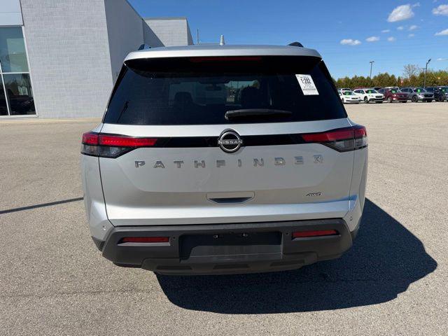 2025 Nissan Pathfinder SV 4WD