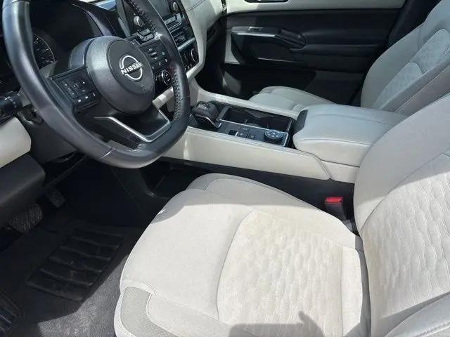 2024 Nissan Pathfinder SV 4WD