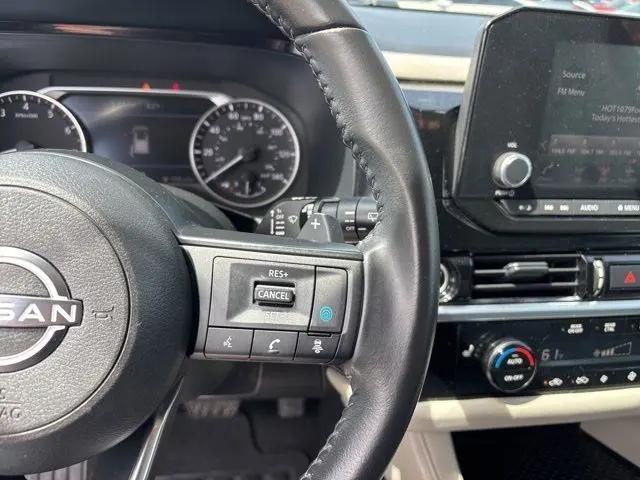 2024 Nissan Pathfinder SV 4WD