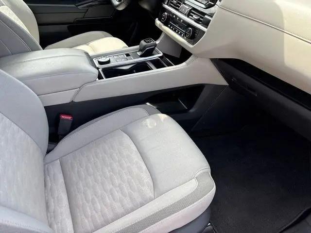 2024 Nissan Pathfinder SV 4WD