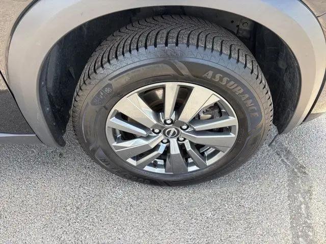 2024 Nissan Pathfinder SV 4WD