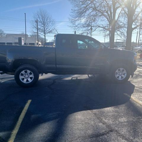 2017 GMC Canyon Base