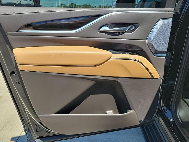2023 Cadillac Escalade ESV 4WD Sport