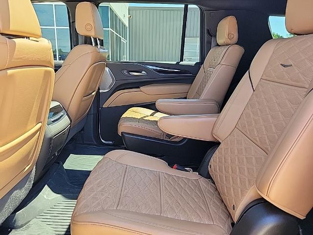 2023 Cadillac Escalade ESV 4WD Sport