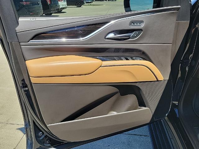 2023 Cadillac Escalade ESV 4WD Sport