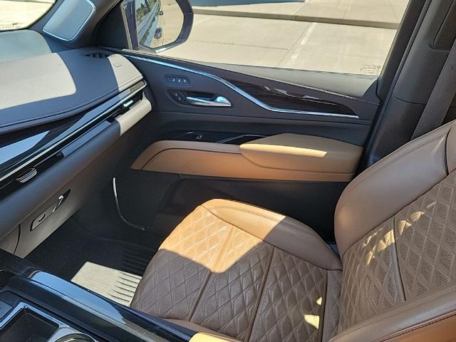 2023 Cadillac Escalade ESV 4WD Sport
