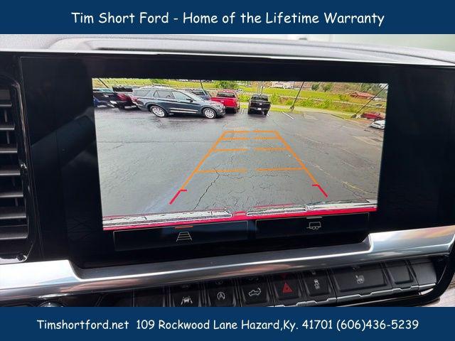 2025 GMC Sierra 1500 4WD Crew Cab Short Box Elevation with 3VL