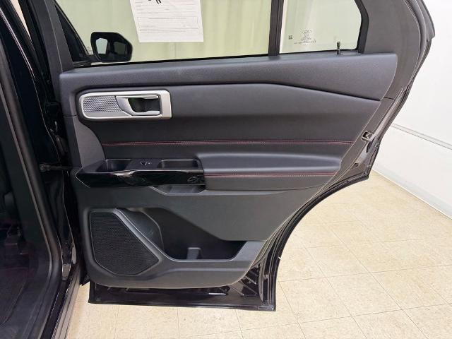 2024 Ford Explorer ST-Line