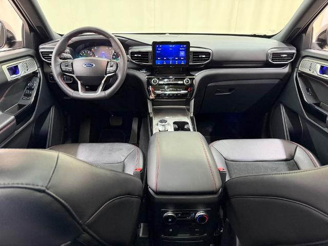 2024 Ford Explorer ST-Line