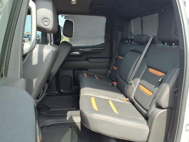 2024 GMC Sierra 1500 4WD Crew Cab Short Box AT4