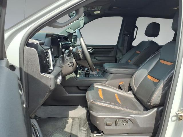 2024 GMC Sierra 1500 4WD Crew Cab Short Box AT4
