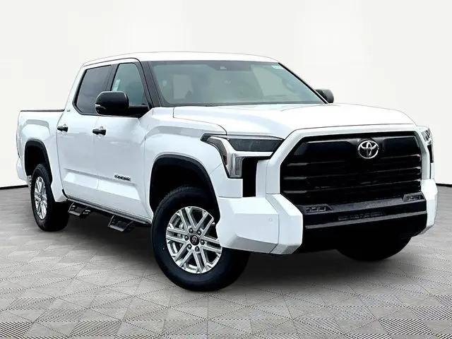 2026 Toyota Tundra SR5 CrewMax 5.5' Bed