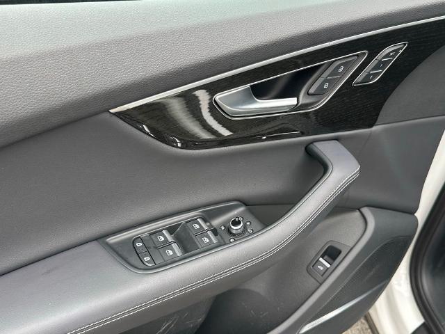 2025 Audi Q7 Premium Plus 55 TFSI quattro Tiptronic
