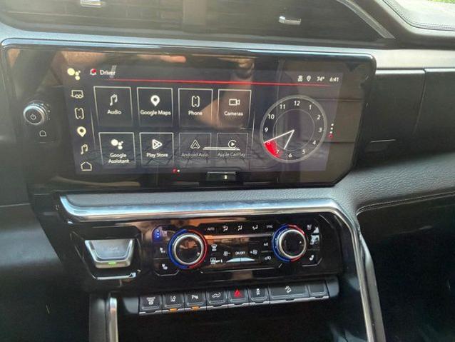 2025 GMC Sierra 2500HD 4WD Crew Cab Standard Bed Denali