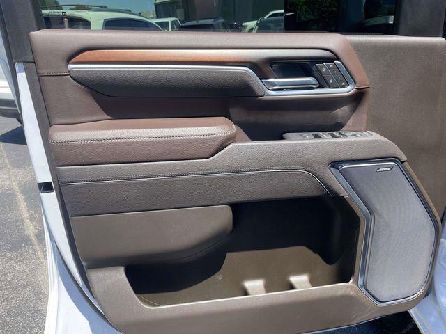 2025 GMC Sierra 2500HD 4WD Crew Cab Standard Bed Denali