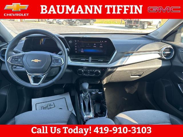 2025 Chevrolet Trax FWD LT