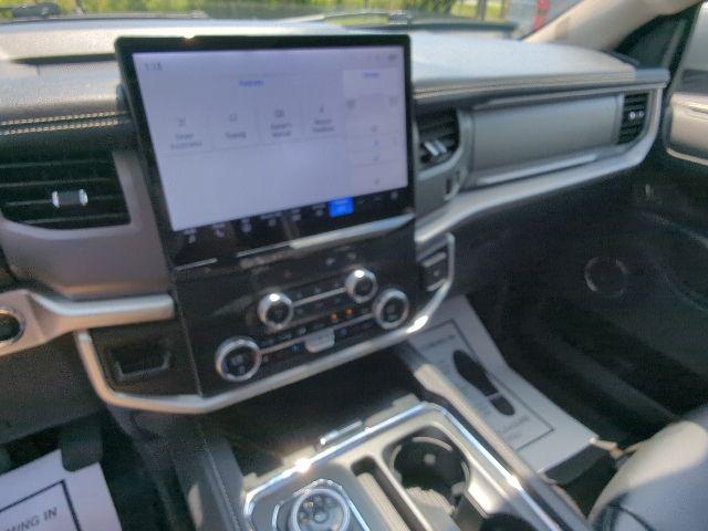 2023 Ford Expedition XLT MAX