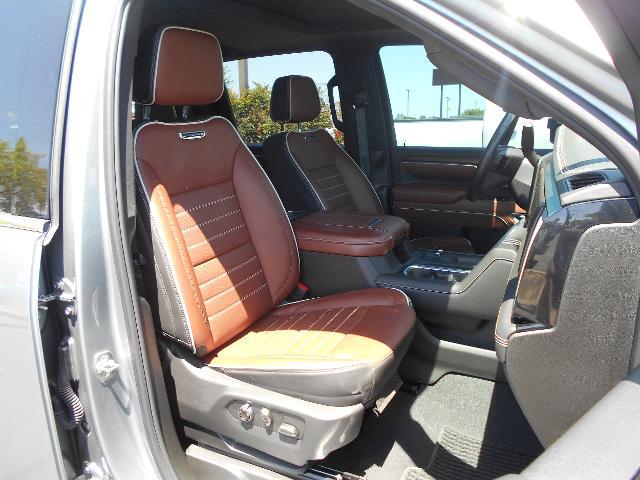 2025 GMC Sierra 3500HD 4WD Crew Cab Long Bed Denali Ultimate