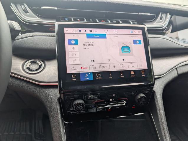 2024 Jeep Grand Cherokee Base