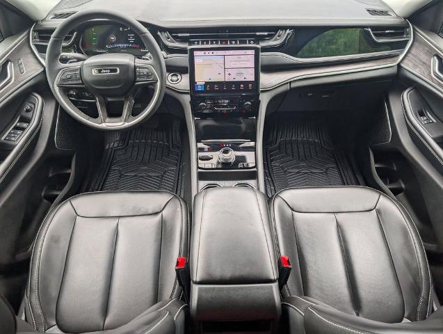 2024 Jeep Grand Cherokee Base
