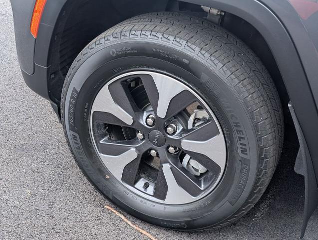 2024 Jeep Grand Cherokee Base