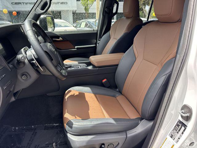 2025 Lexus GX 550 Premium