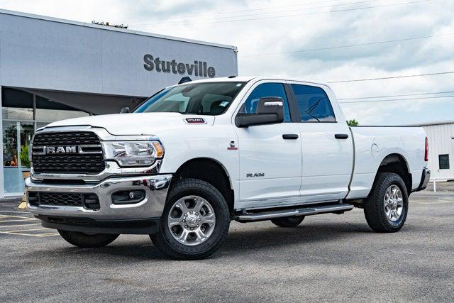 Bright White Clearcoat 2024 RAM 2500 Big Horn Crew Cab 4WD Pickup Truck Four-Wheel Drive Automatic