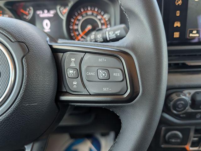 2025 Jeep Wrangler 4-Door Summit 4x4