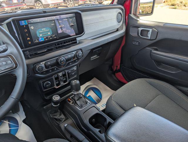 2025 Jeep Wrangler 4-Door Summit 4x4