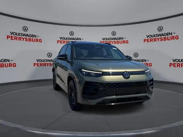 2026 Volkswagen Tiguan SE R-Line Black