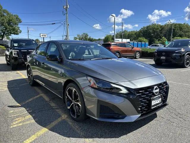 2026 Nissan Altima SR FWD