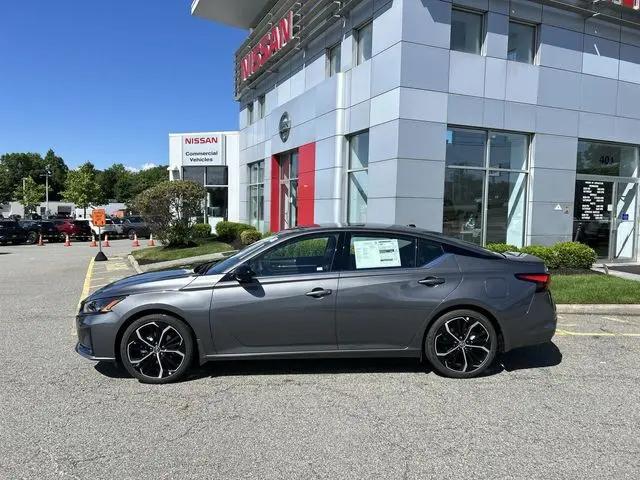 2026 Nissan Altima SR FWD