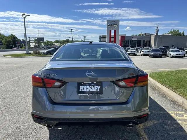 2026 Nissan Altima SR FWD