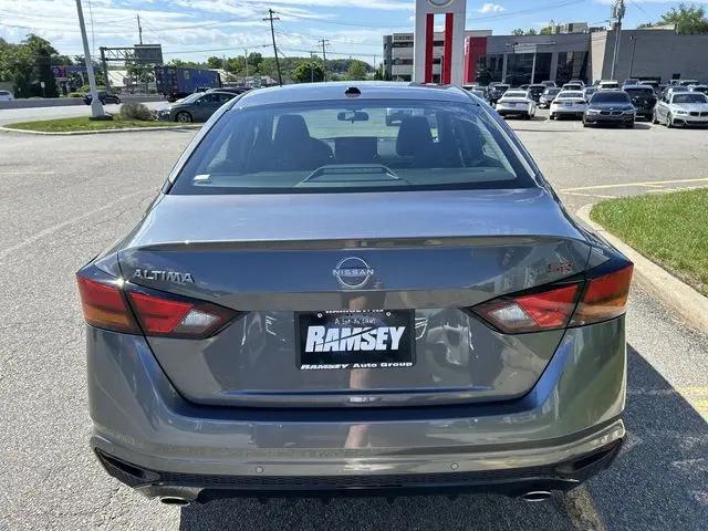 2026 Nissan Altima SR FWD