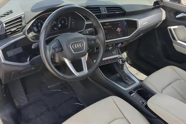 2022 Audi Q3 Premium 40 TFSI quattro Tiptronic