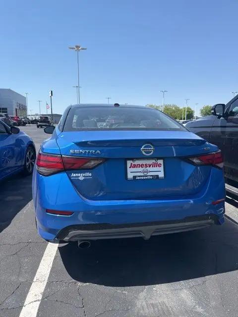 2021 Nissan Sentra SR Xtronic CVT