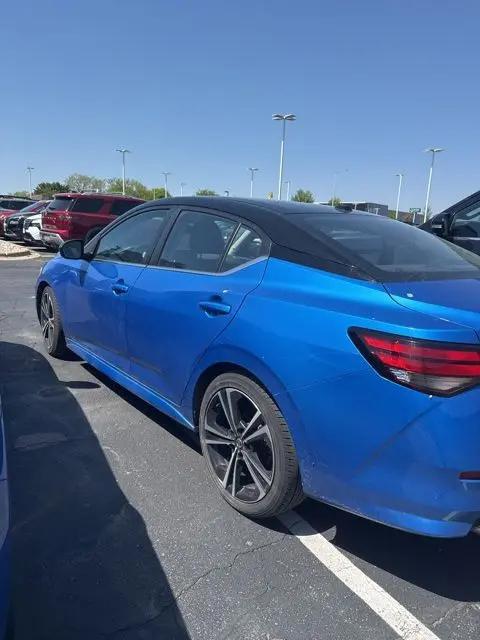 2021 Nissan Sentra SR Xtronic CVT